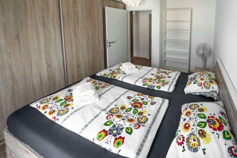 Old Town Luxury Apartment In Heart Of Bratislava Ngoại thất bức ảnh