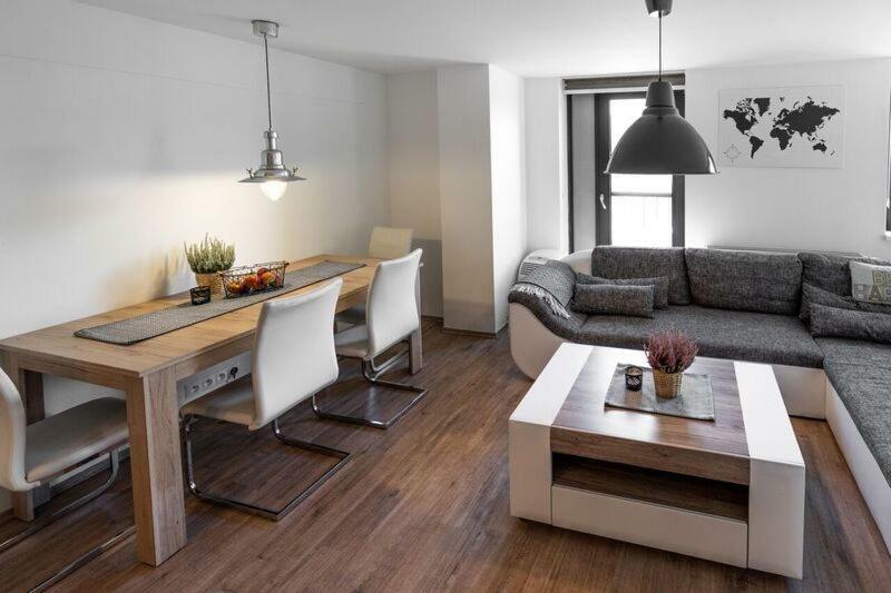 Old Town Luxury Apartment In Heart Of Bratislava Ngoại thất bức ảnh